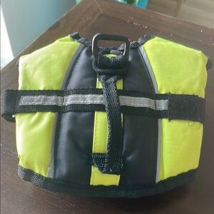 Reflective Dog Life Jacket in Black and Yellow